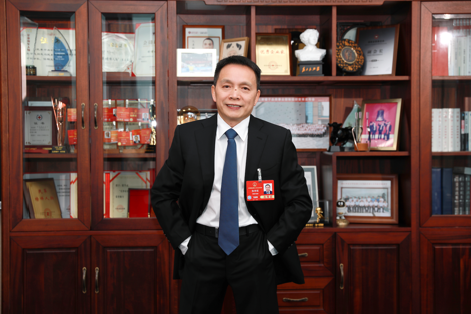 春天再出發(fā)：全國(guó)人大代表張學(xué)武赴京履職記